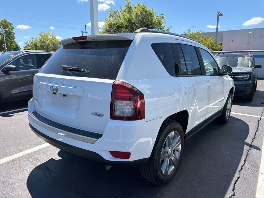 Thumbnail: 2015 Jeep Compass - 3
