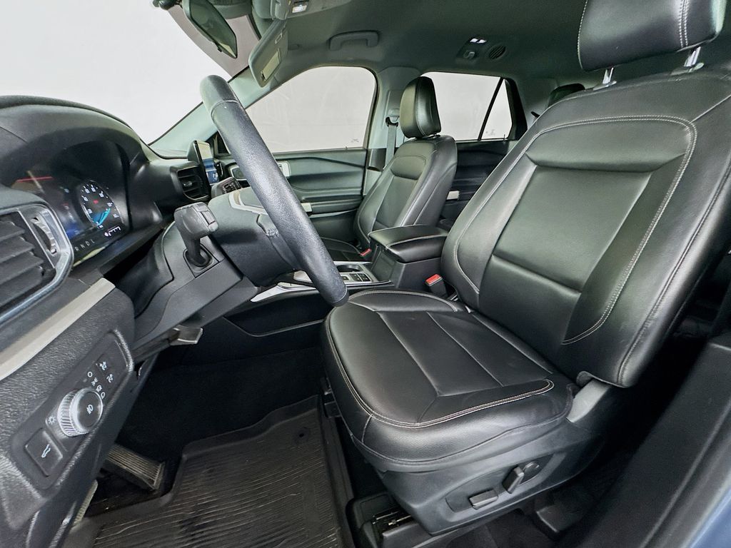 Used Car 2021 Ford Explorer  Xlt For Sale Under $25,000 In Austin, Texas