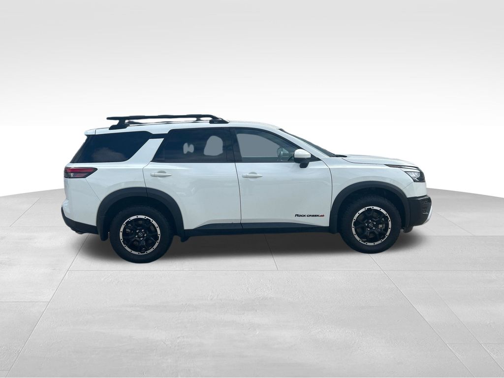 2025 Nissan Pathfinder Rock Creek White at South Hills Kia