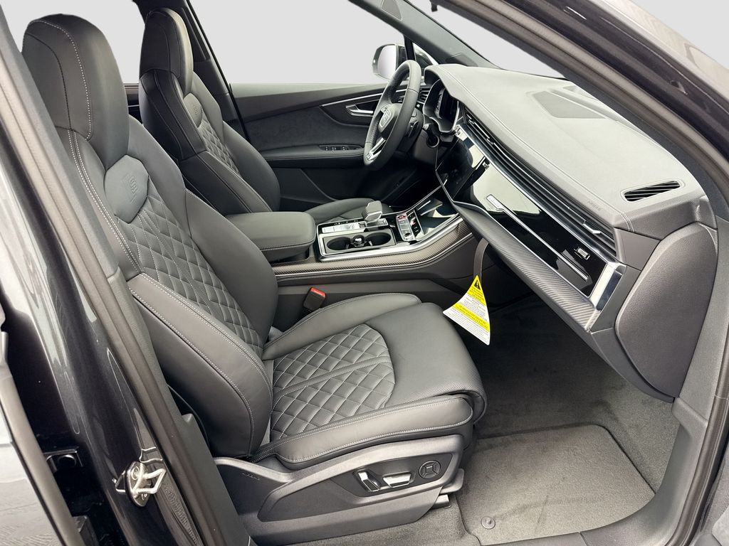 Thumbnail: 2026 Audi SQ7 - 19