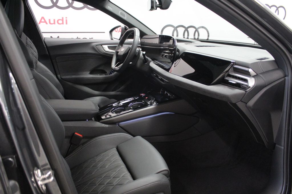 Thumbnail: 2025 Audi S5 - 27