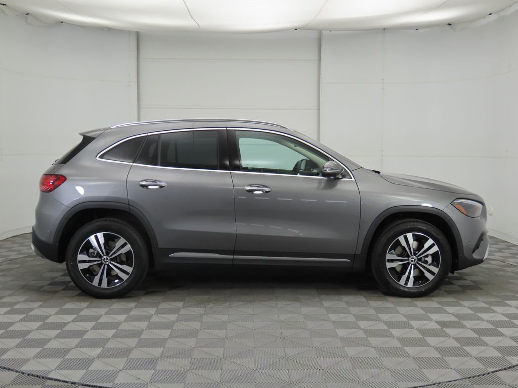 Thumbnail: 2026 Mercedes-Benz GLA - 4