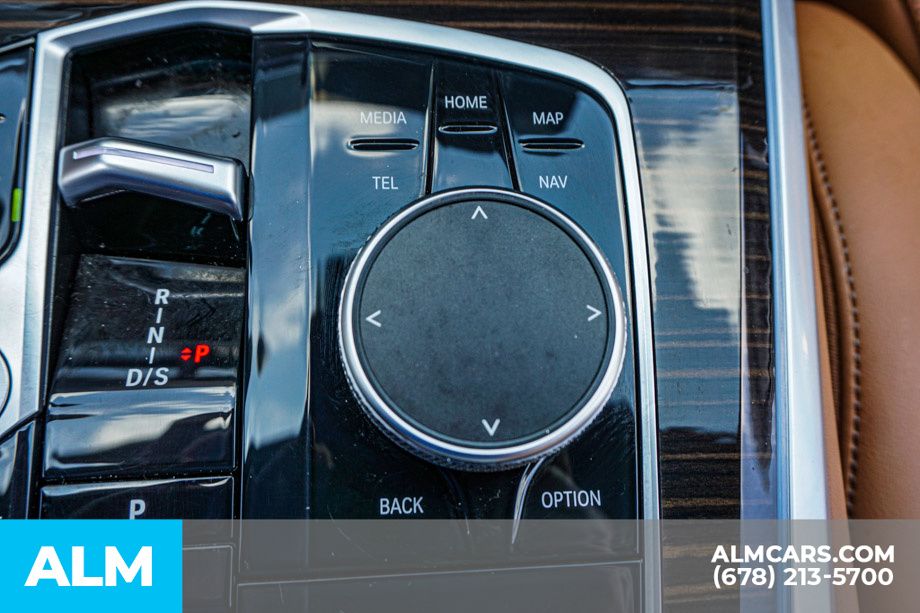 Used 2026 Black BMW sDrive40i image 44