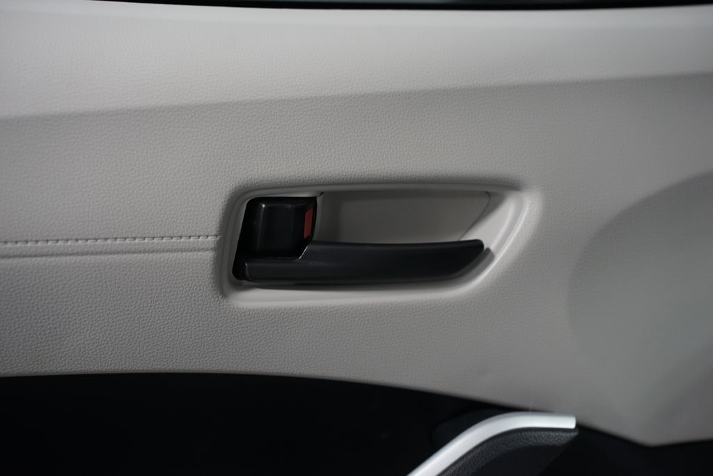 Thumbnail: 2025 Toyota Corolla Cross - 29