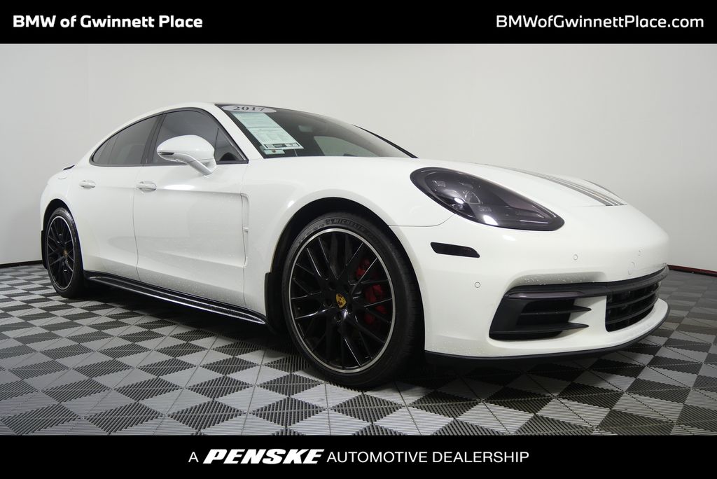 Thumbnail: 2017 Porsche Panamera - 1