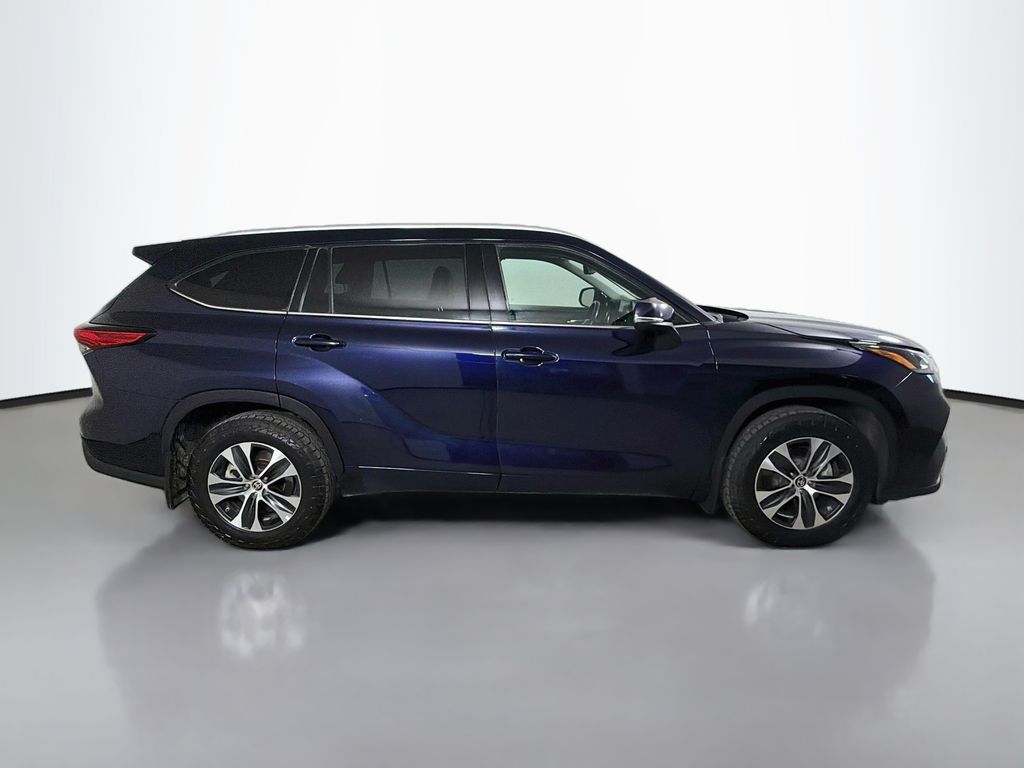 Used 2022 Toyota Highlander SUV