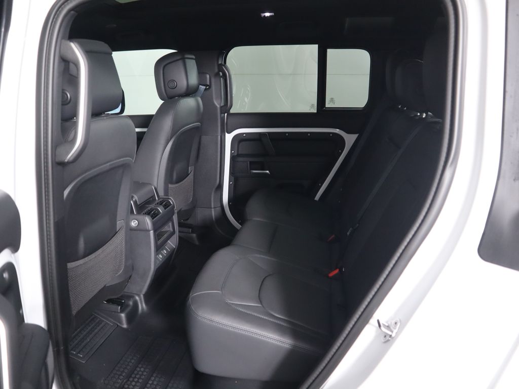 Thumbnail: 2025 Land Rover Defender - 23