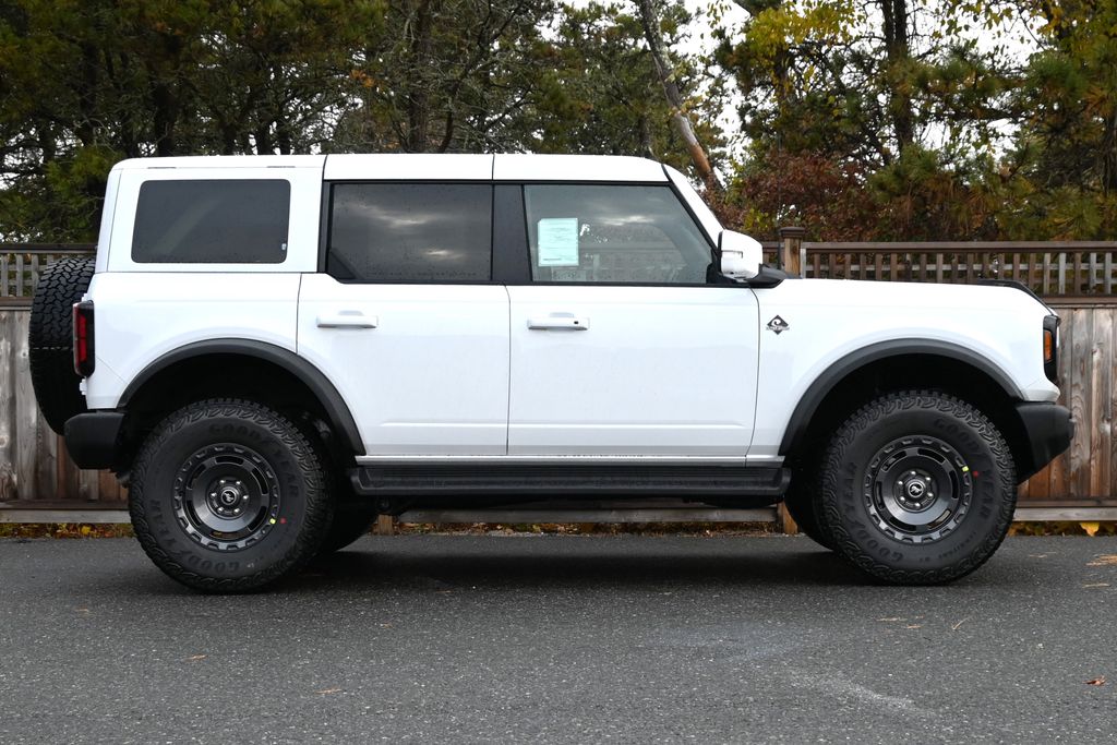 Thumbnail: 2025 Ford Bronco - 6