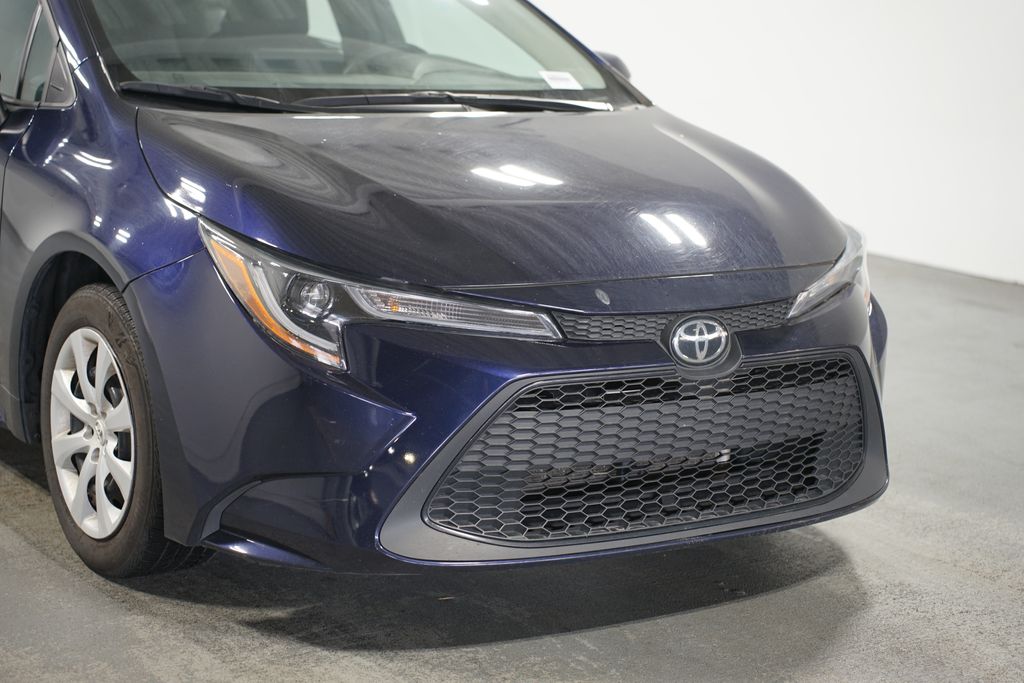 2022 Toyota Corolla LE 4