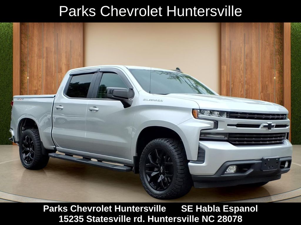 Silver Ice Metallic 2019 Chevrolet Silverado 1500 RST Crew Cab 4WD Pickup Truck Four-Wheel Drive 8-Speed Automatic