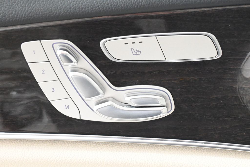 Thumbnail: 2022 Mercedes-Benz E-Class - 27