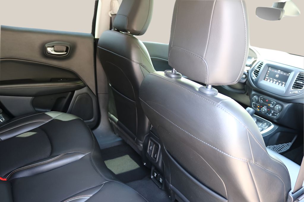 Used 2021 Gray Jeep Latitude image 19