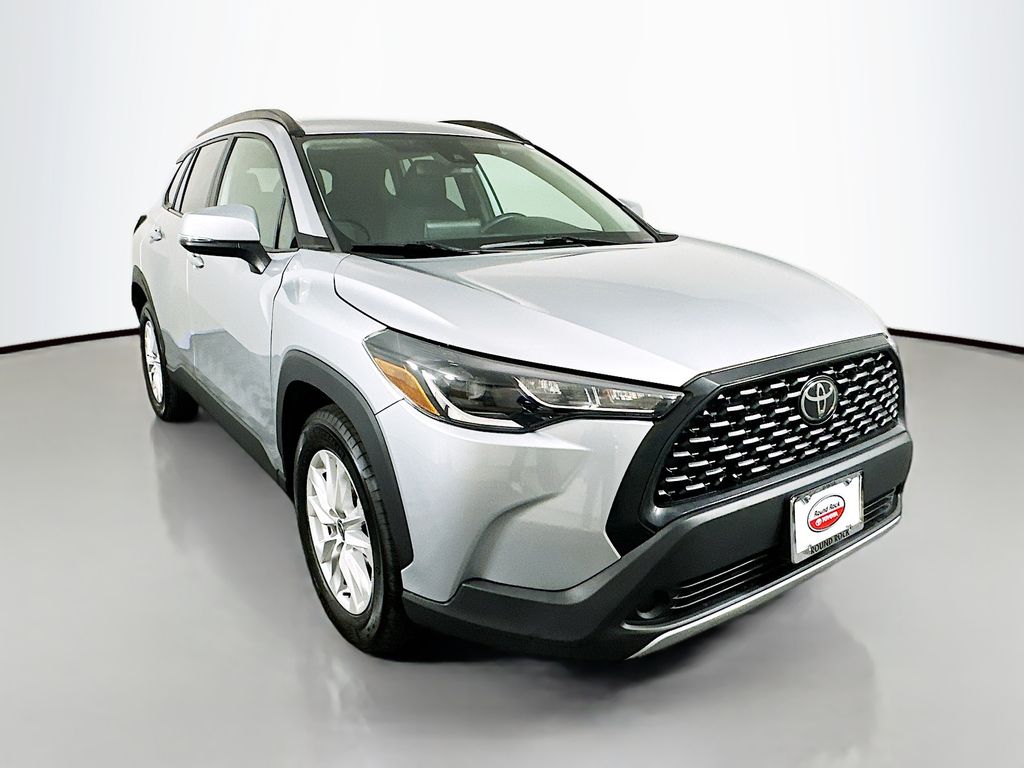 Thumbnail: 2022 Toyota Corolla Cross - 3