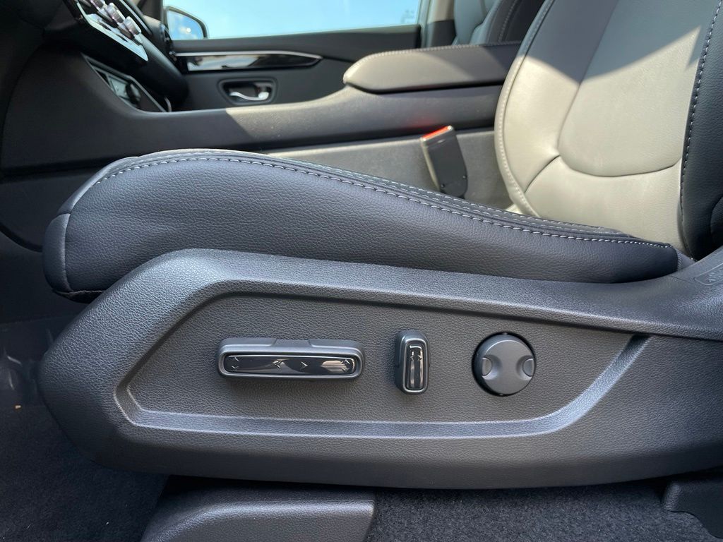 Thumbnail: 2026 Honda Pilot - 24