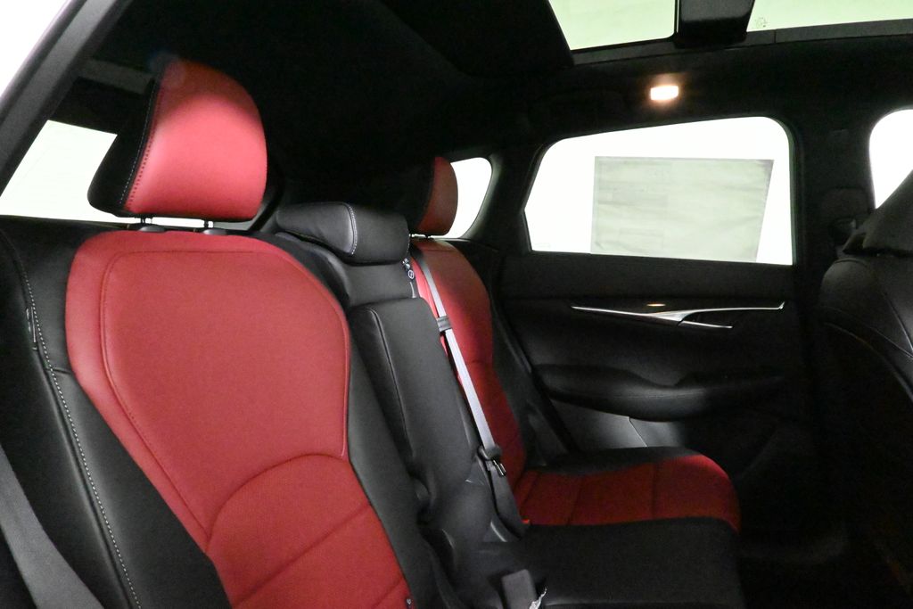 2025 INFINITI QX50 Sport 26