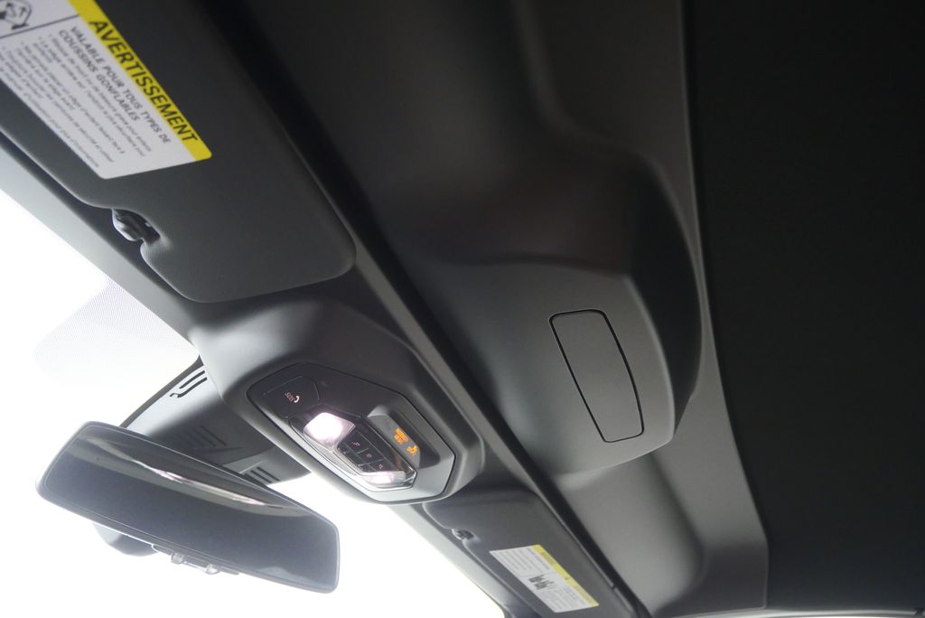 Thumbnail: 2026 BMW Z4 - 17