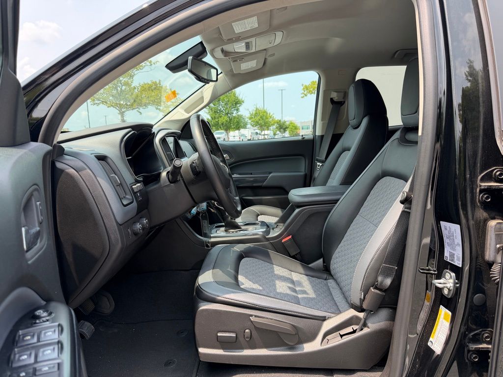 2022 Chevrolet Colorado 4WD Crew Cab Short Box Z71