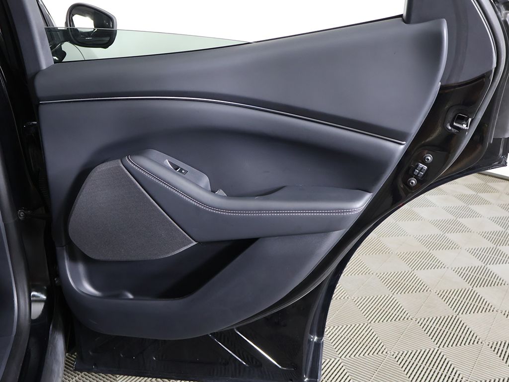 Used 2024 Black Ford Select image 26