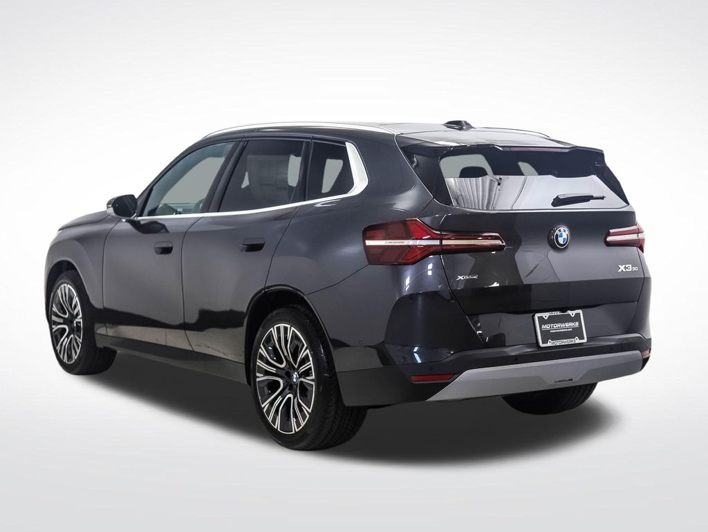 Thumbnail: 2026 BMW X3 - 3