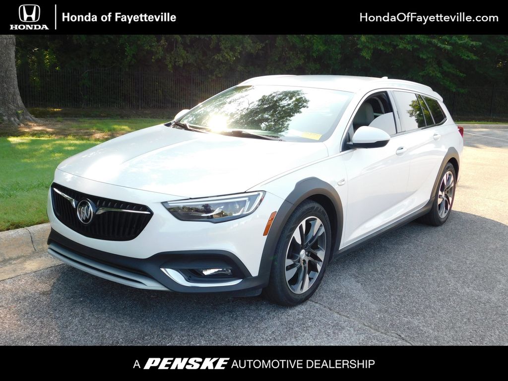 Thumbnail: 2018 Buick Regal - 1