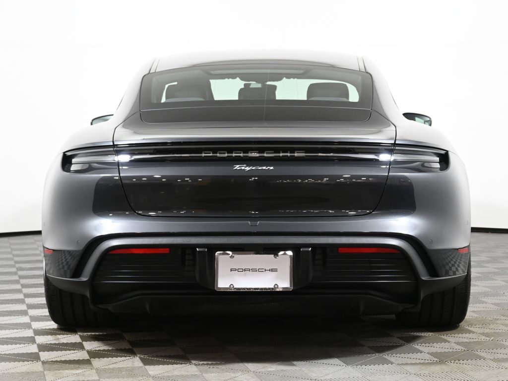 2025 Porsche Taycan  6