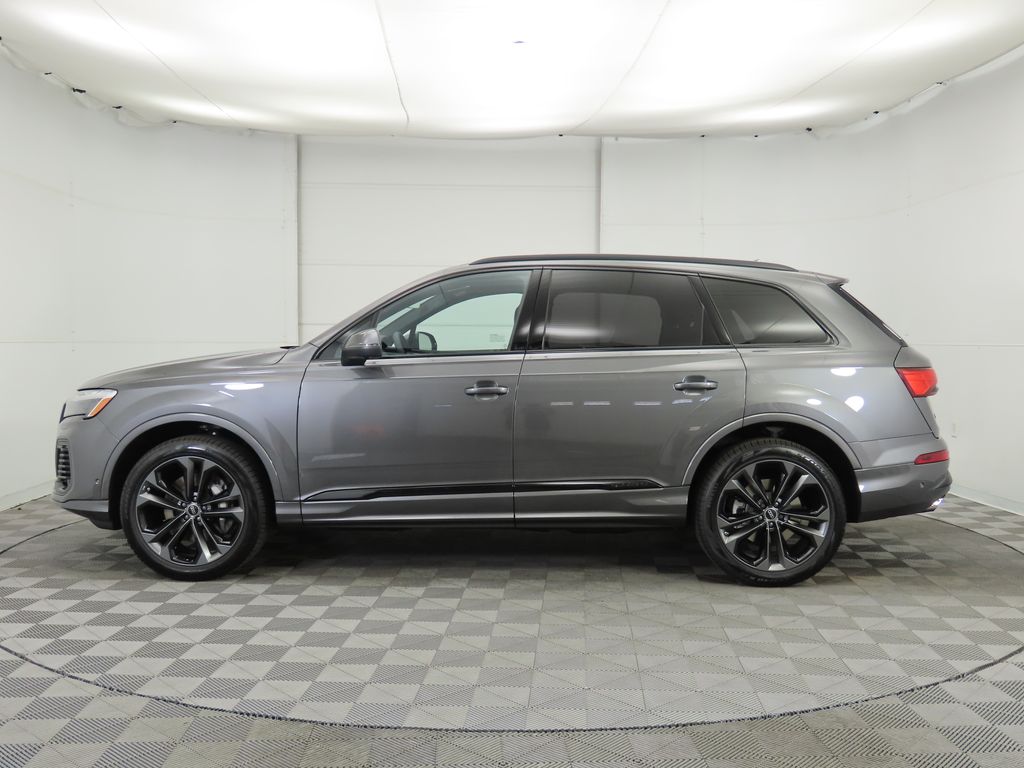 2025 Audi Q7  8