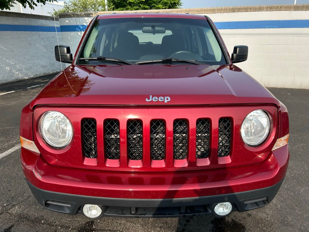 Thumbnail: 2014 Jeep Patriot - 8