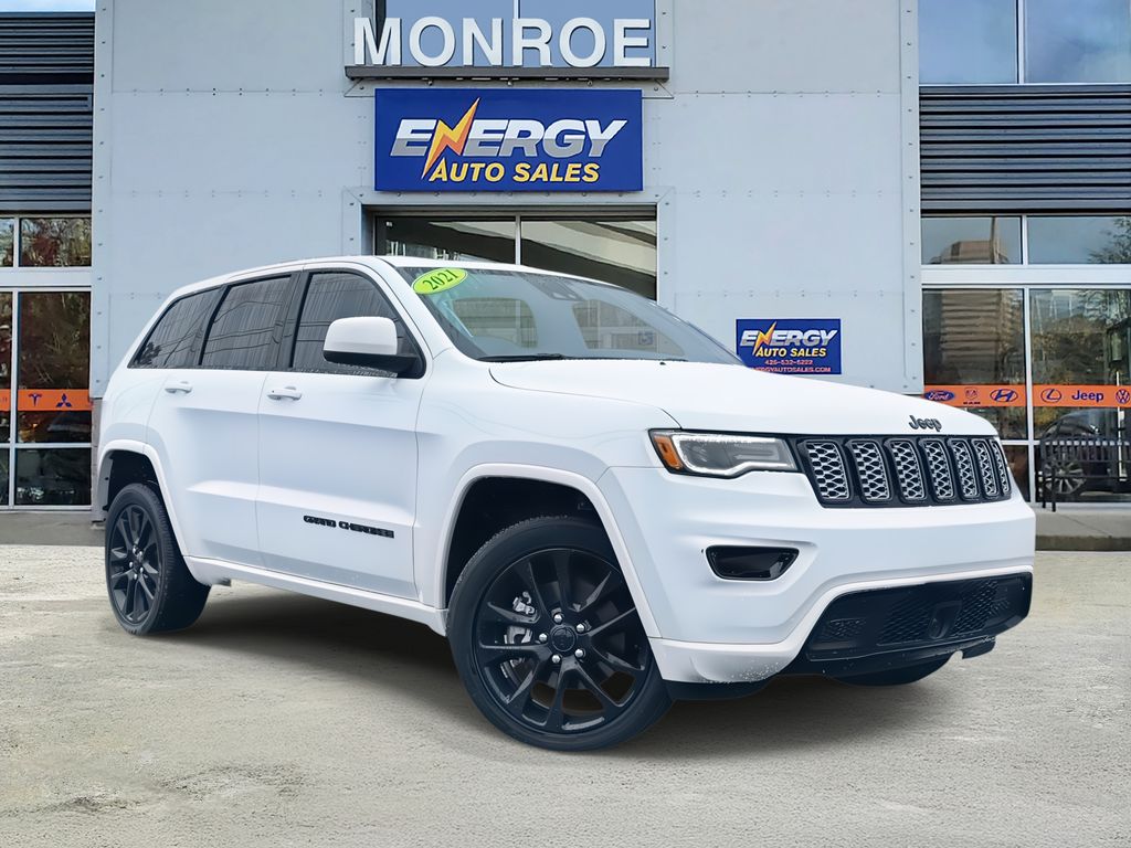 Bright White Clearcoat 2021 Jeep Grand Cherokee Laredo X 4WD SUV / Crossover Four-Wheel Drive 8-Speed Automatic