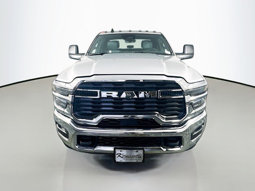 New 2026 Silver Ram Tradesman image 2
