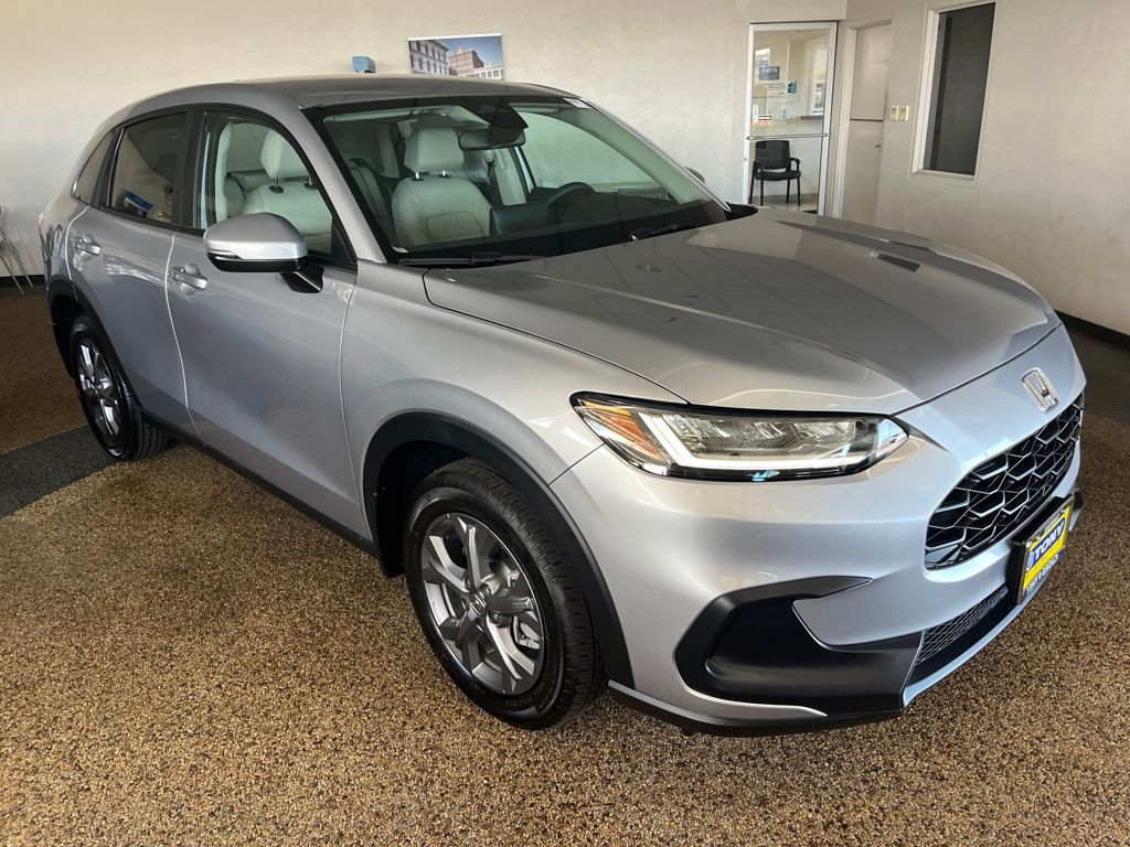 Solar Silver Metallic 2026 Honda HR-V LX AWD SUV / Crossover All-Wheel Drive Continuously Variable Transmission