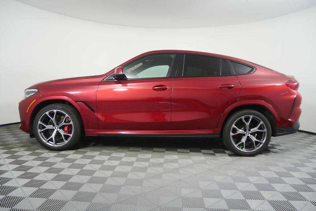 Thumbnail: 2022 BMW X6 - 6