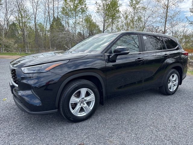 Used 2023 Toyota Highlander SUV