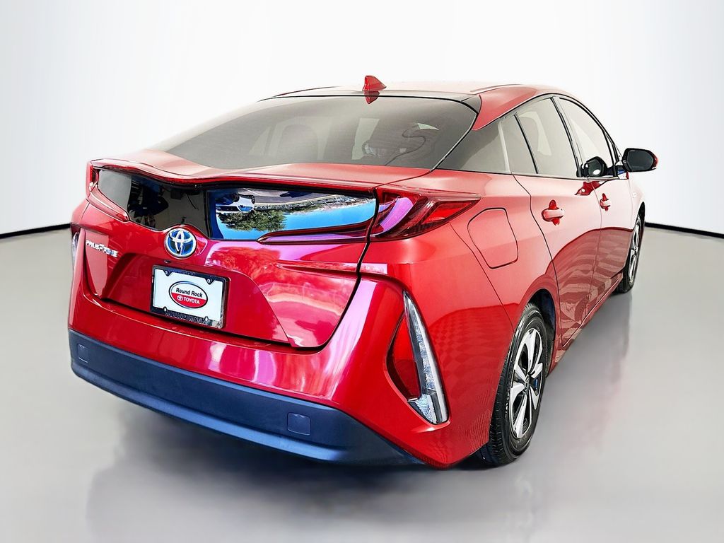 Thumbnail: 2018 Toyota Prius Prime - 5