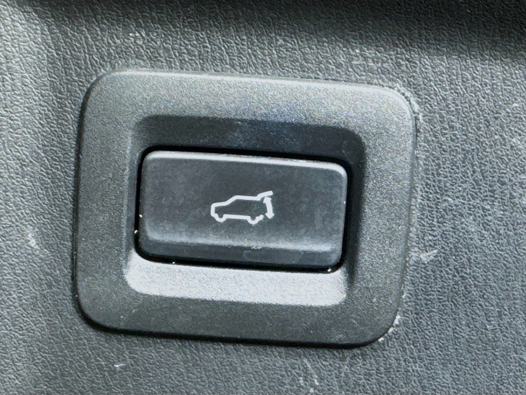 Used Car 2019 Mazda Cx-9  Touring For Sale Under $20,000 In Austin, Texas