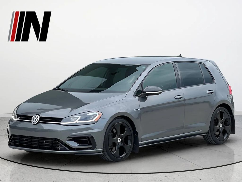 Indium Gray Metallic 2018 Volkswagen Golf R 4-Door AWD Hatchback All-Wheel Drive 7-Speed Dual Clutch