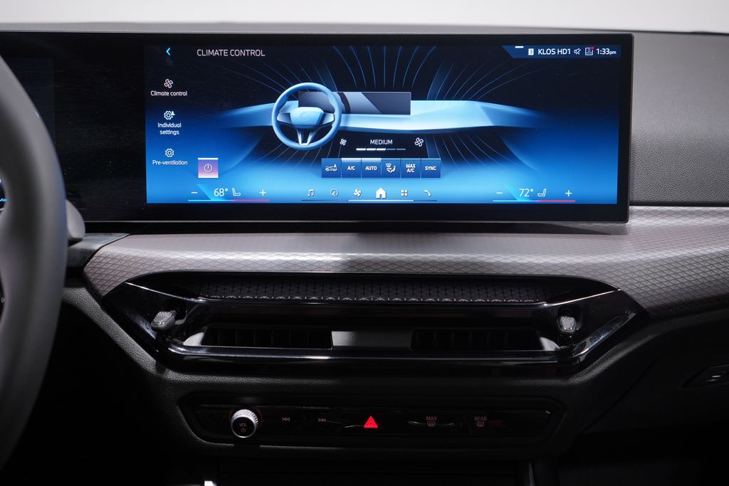 Thumbnail: 2025 BMW 3 Series - 13