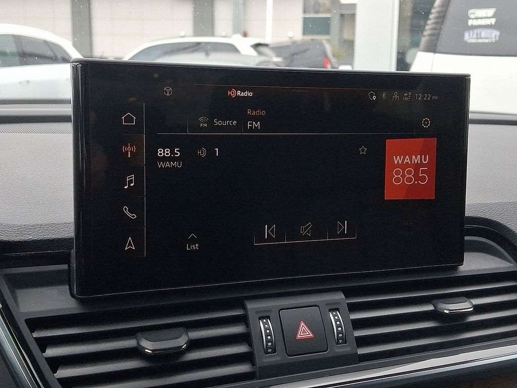 Thumbnail: 2023 Audi Q5 - 16