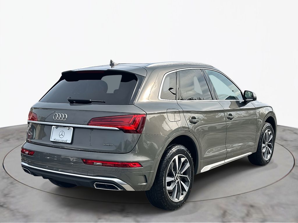 Thumbnail: 2023 Audi Q5 - 9