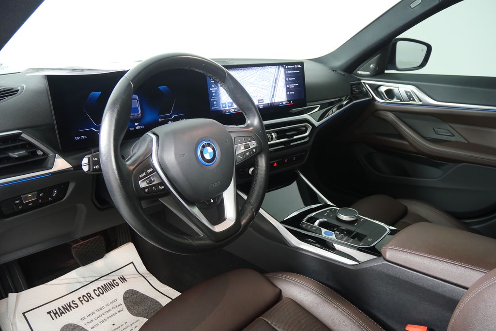 Thumbnail: 2023 BMW i4 - 13