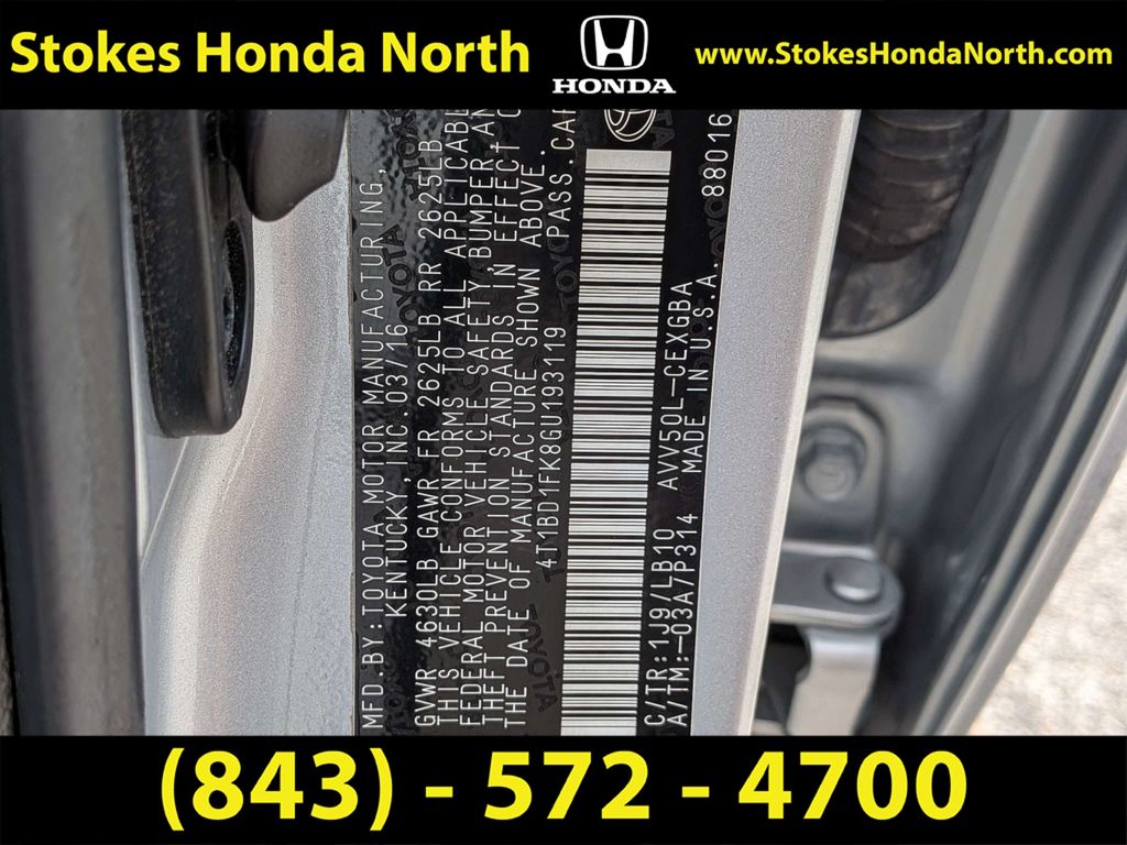 Used 2016 Toyota Camry Hybrid Sedan