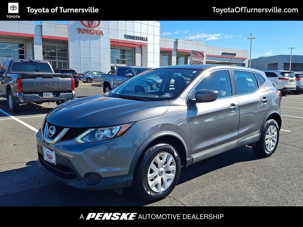 2017 Nissan Rogue Sport S -
                  Turnersville, NJ
