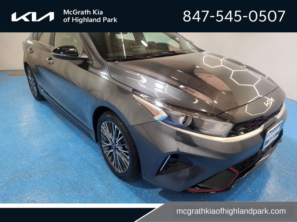Gravity Gray 2024 Kia Forte Sedan Front-Wheel Drive Continuously Variable Transmission