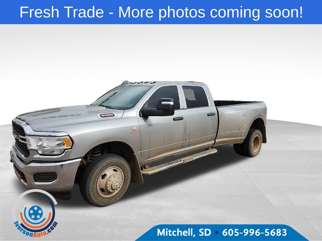 2023 RAM 3500 Tradesman Crew Cab LB DRW 4WD