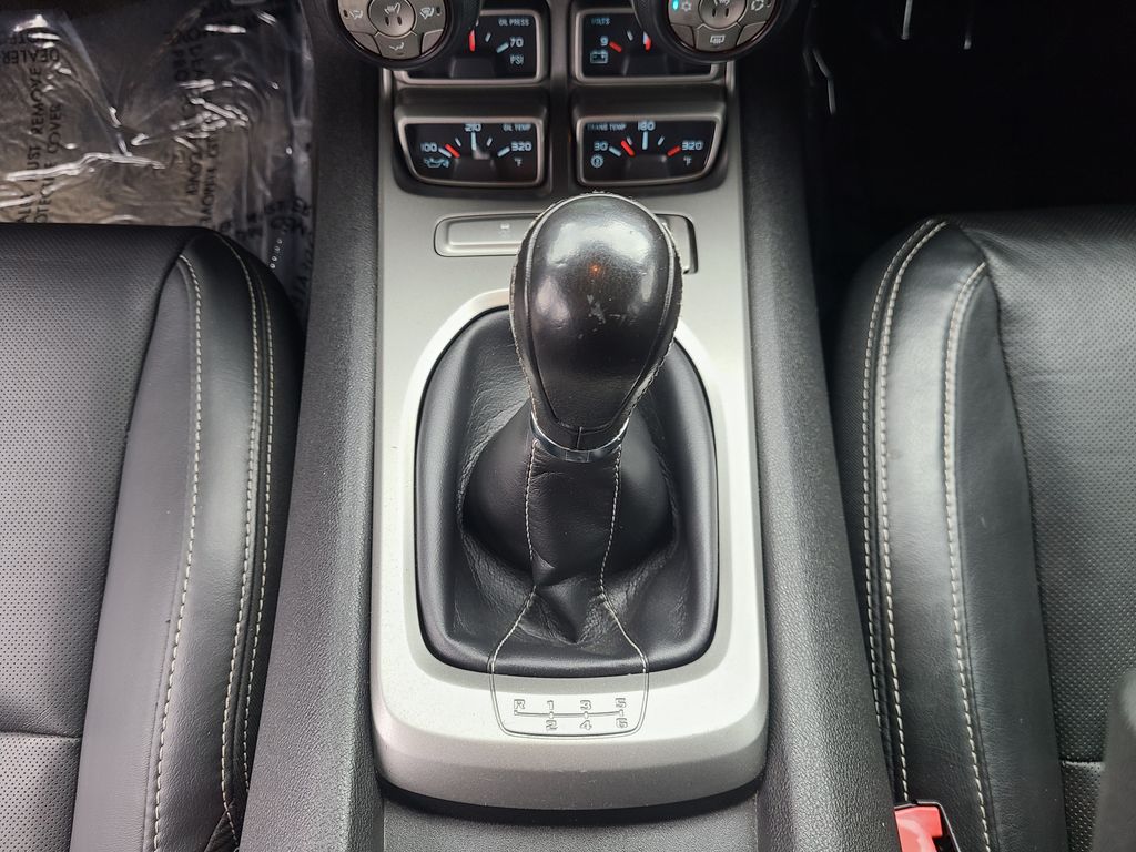 2015 Chevrolet Camaro 2LT