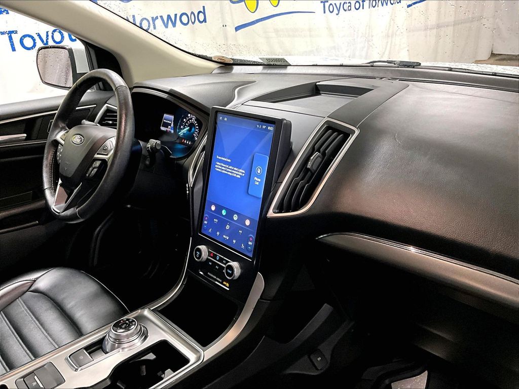 2022 Ford Edge — photo 14