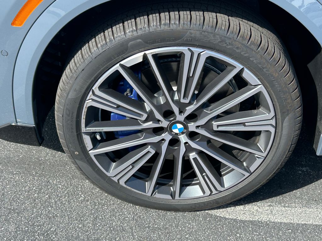 2025 BMW X2 M35i 9