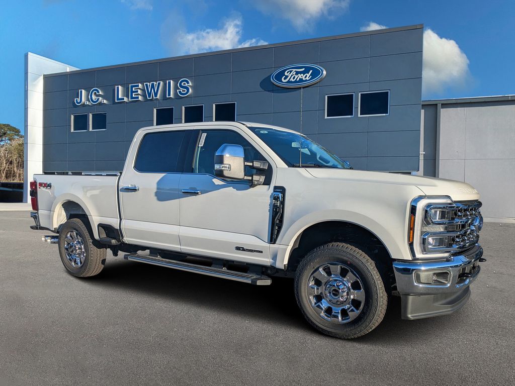2026 Ford F-350 Super Duty Lariat's photo