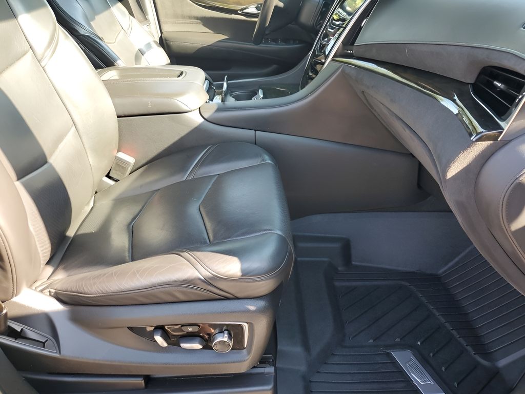 Used Car 2020 Cadillac Escalade  Platinum Edition For Sale Under $35,000 In Austin, Texas
