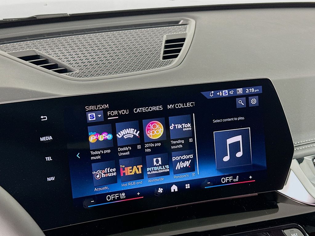 2025 BMW X1 xDrive28i 11