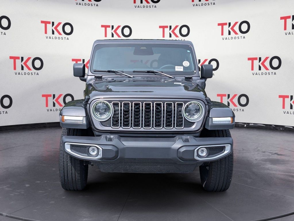 Used 2025 Jeep Wrangler SUV